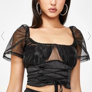 Dolls kill crop top 🖤